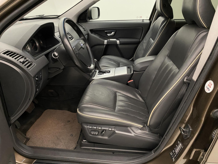 Volvo XC90 D5 AWD SUMMUM AUT 2.4 d Summum