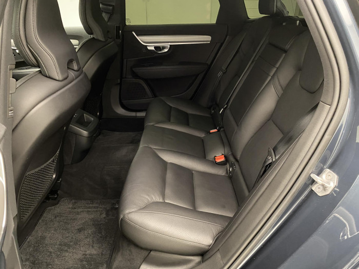 Volvo V90 D5 AWD MOMENTUM AUT 2.0 d Momentum