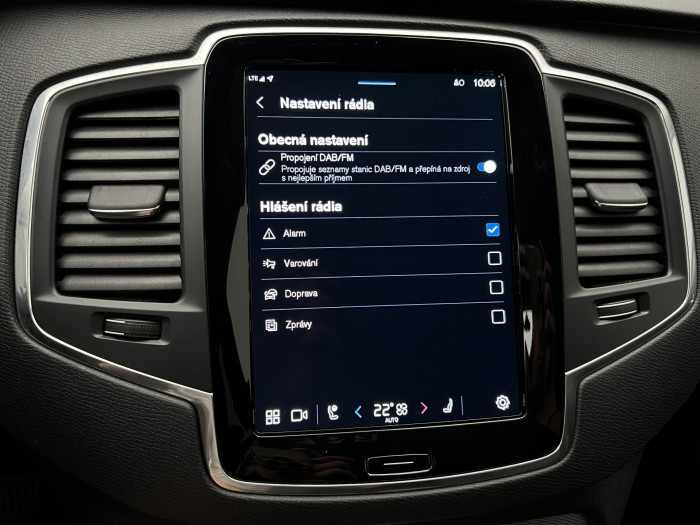 Volvo XC90 B5 AWD CORE 7MÍSTNÁ AUT  CZ