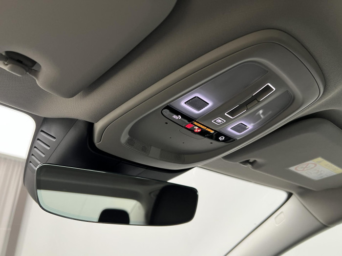 Volvo S60 B5 AWD ULTIMATE DARK AUT 1.maj