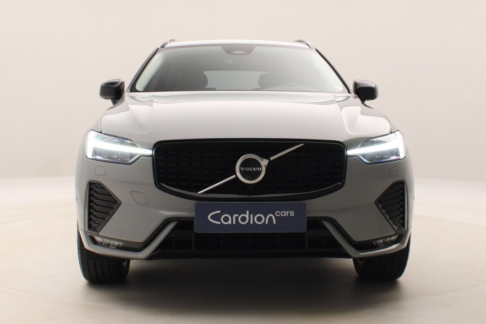 Volvo XC60 B4 AWD PLUS DARK AUT 1.maj