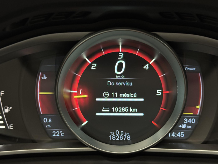 Volvo V40 D2 MOMENTUM AUT 2.0 d Momentum