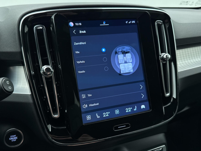 Volvo XC40 B3 CORE AUT CZ