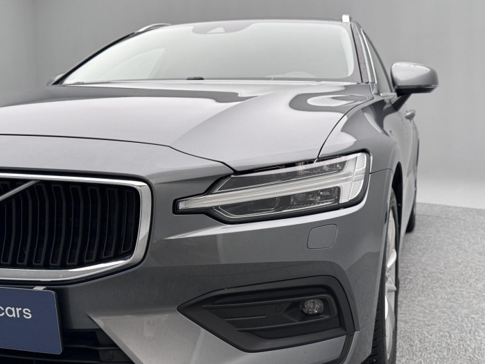 Volvo V60 B4 MOMENTUM PRO AUT 2.0 Momentum