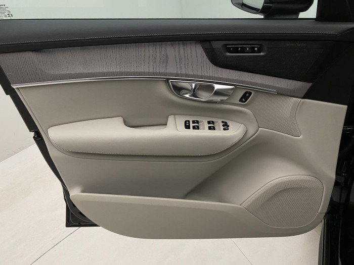 Volvo XC90 B5 AWD AUT BRIGHT PLUS 7míst