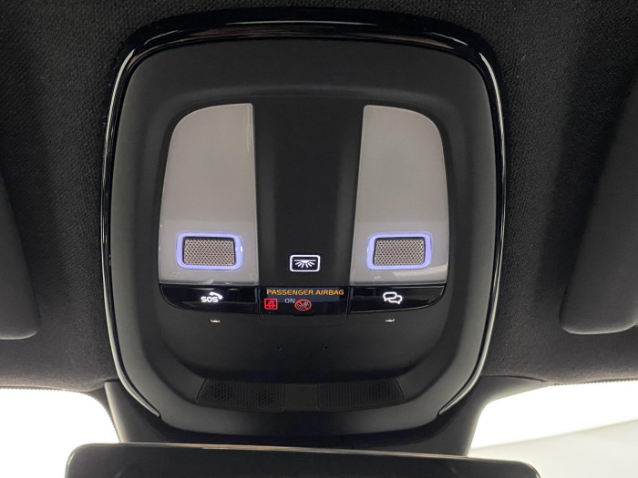 Volvo XC40 B4 AUT PLUS BLACK EDITION