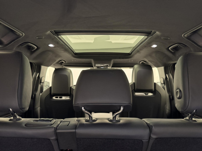 Land Rover Defender OCTA P635