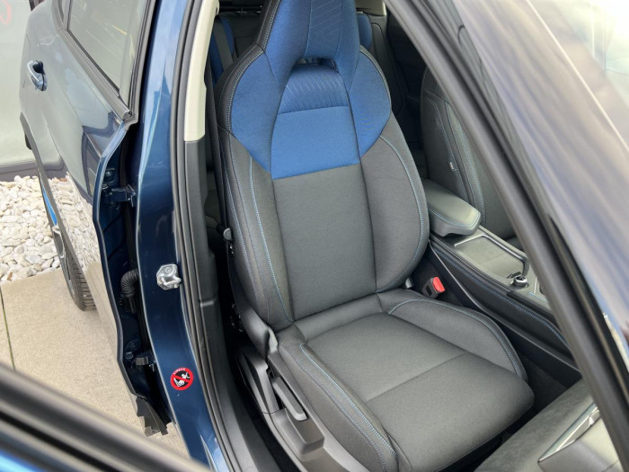 Lynk & Co 01 PHEV DCT Aut 1.maj.