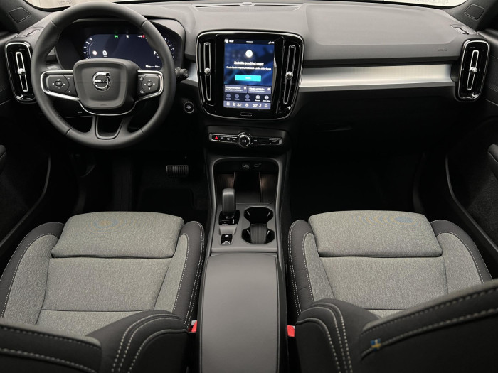 Volvo XC40 B3 CORE AUT