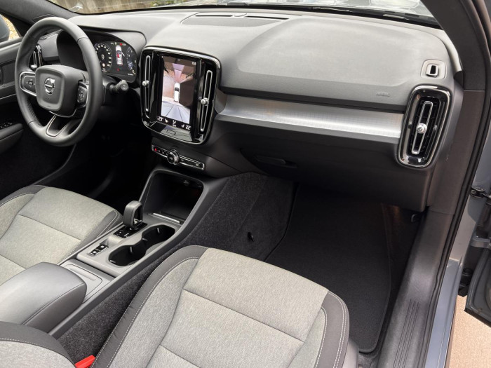 Volvo XC40 B4 MOMENTUM Aut 1.maj. 2.0 Momentum