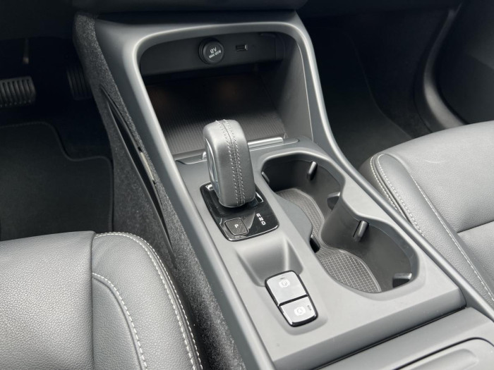 Volvo XC40 T5 AWD MOMENTUM Aut 2.0 Momentum