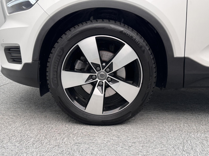 Volvo XC40 T4 AWD MOMENTUM CZ 2.0 Momentum