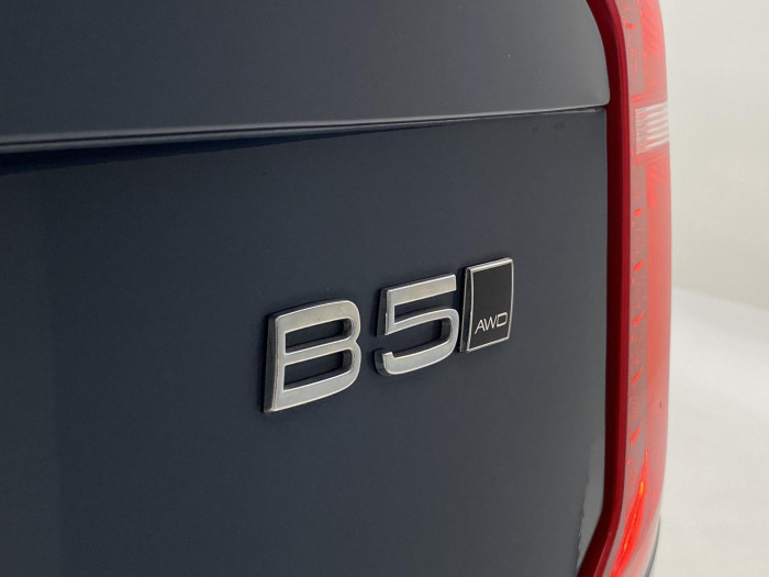 Volvo XC90 B5 AWD PLUS DARK AUT CZ 7míst