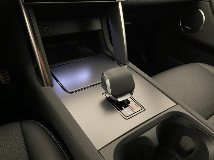 Land Rover Discovery Sport D200 DYNAMIC SE AWD AUT 2.0 d Dynamic SE