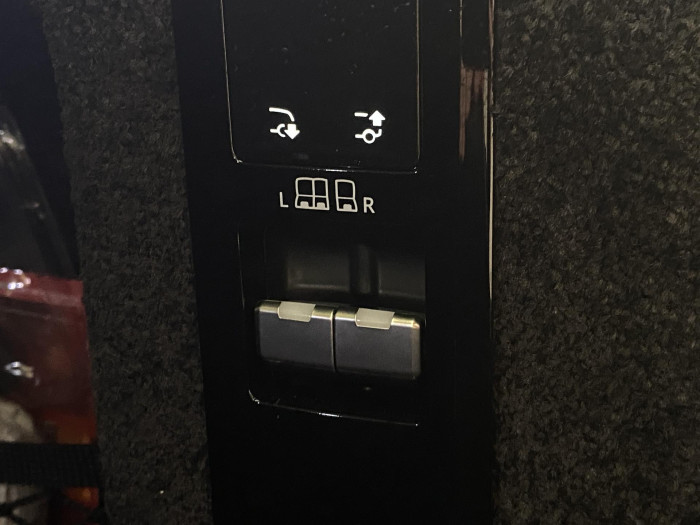 Land Rover Range Rover D350 HSE LWB AUT CZ 1.maj. 3.0 d