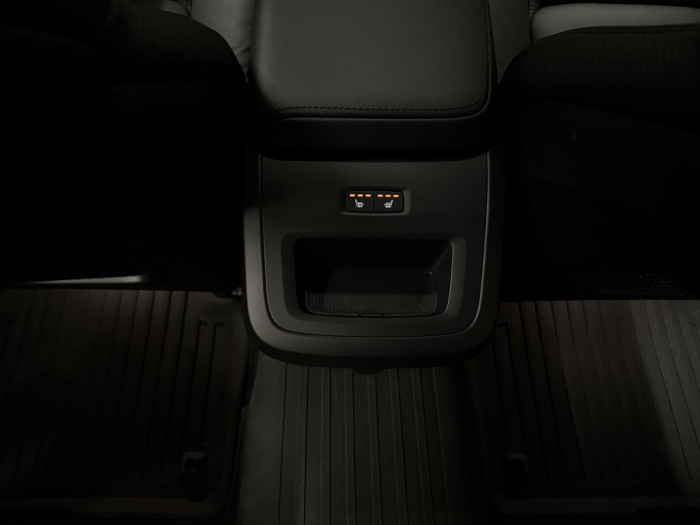 Volvo V60 CROSS COUNTRY B4 REZERVACE