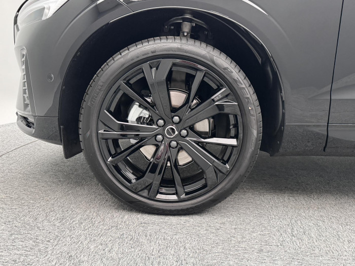 Volvo XC60 B5 AWD AUT PLUS BLACK EDITION