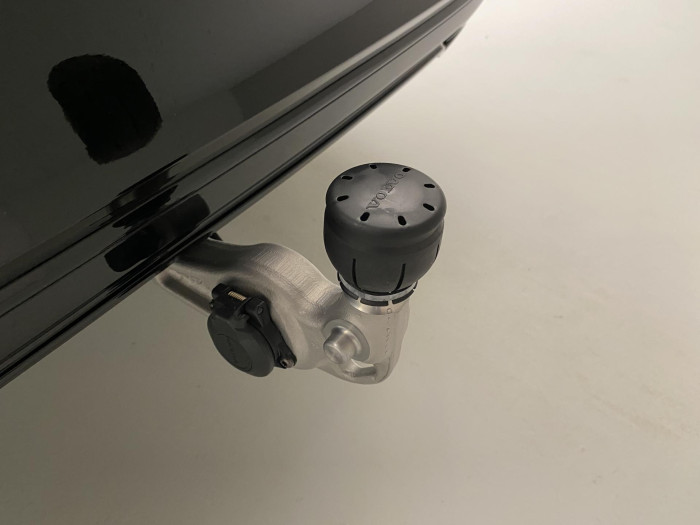 Volvo V90 T8 AWD Plug-in DARK ULTRA