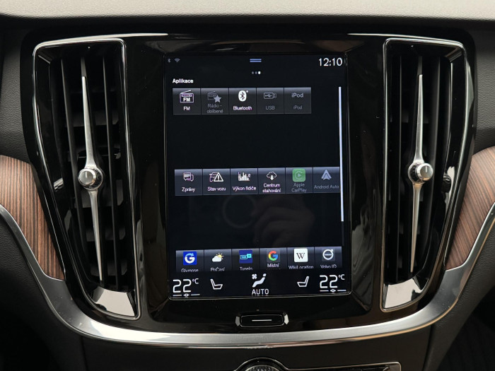 Volvo V60 CC T5 AWD PRO AUT CZ 2.0 CC CC