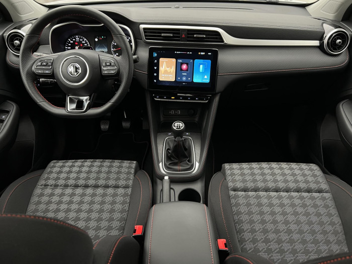 MG ZS 1.5 ESSENTIAL PLUS CZ 1.maj.