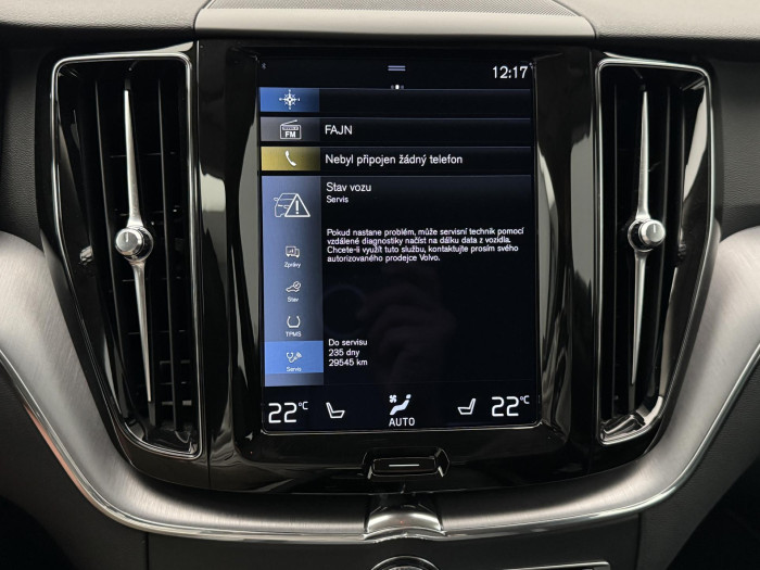 Volvo XC60 B4 AWD MOMENTUM PRO CZ 1.maj 2.0 Momentum