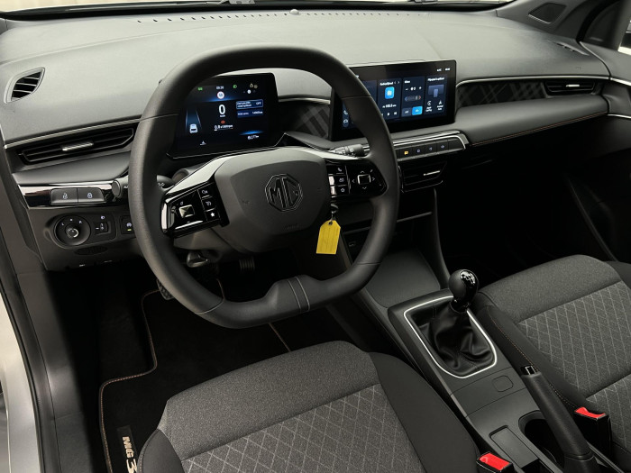 MG MG3 1.5 ICE EXCITE CZ 1.maj.