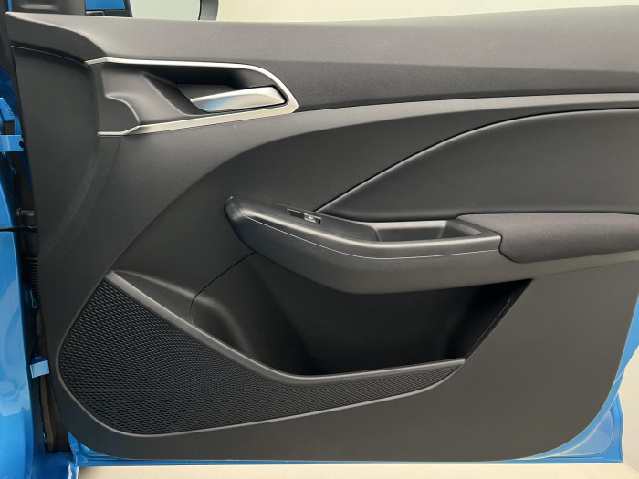 MG MG3 1.5 EMOTION Hybrid+ AUT CZ