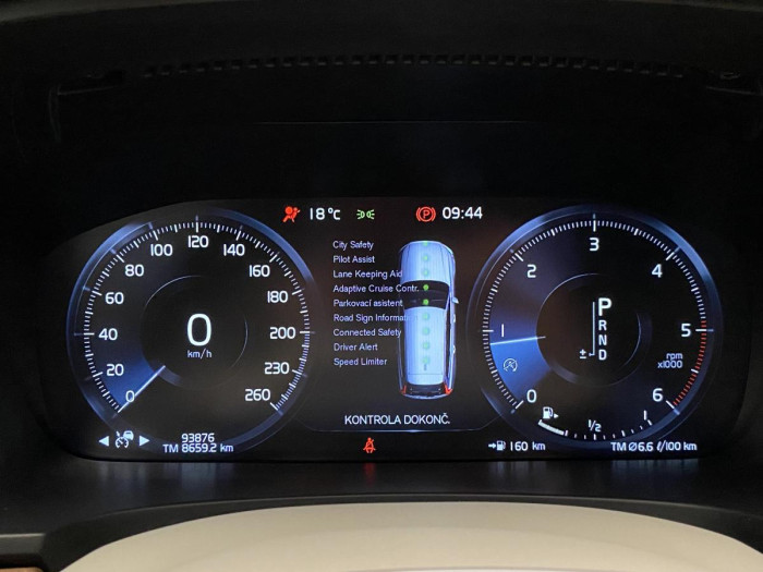 Volvo V90 D4 INSCRIPTION AUT REZERVACE 2.0 d