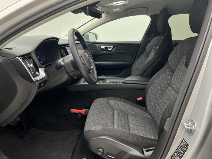 Volvo V60 B3 CORE AUT 1.maj.