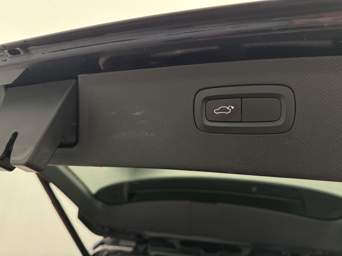 Volvo XC90 D5 AWD INSCRIPTION AUT CZ 2.0 d