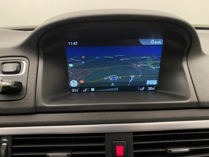 Volvo XC70 D4 AWD SUMMUM AUT CZ 2.4 d Summum