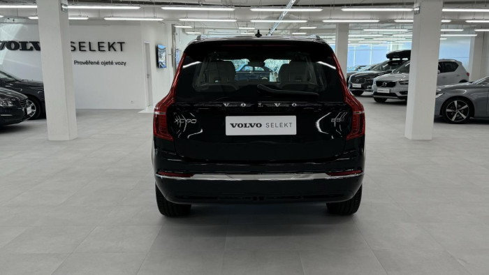 Volvo XC90 B5 AWD ULTIMATE AUT REZERVACE