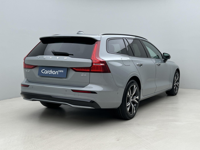 Volvo V60 B4 DARK PLUS
