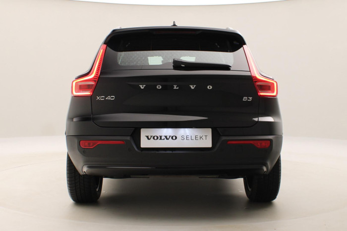 Volvo XC40 B3 DARK PLUS AUT CZ 1.maj