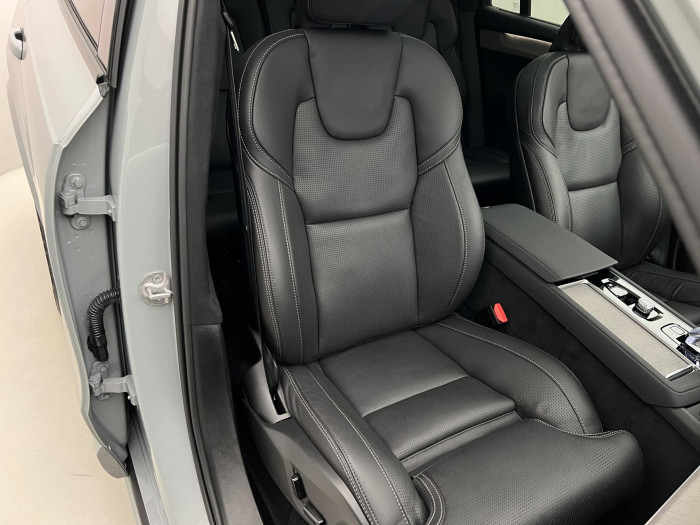 Volvo XC90 T8 AWD RECHRAGE ULTRA DARK AUT