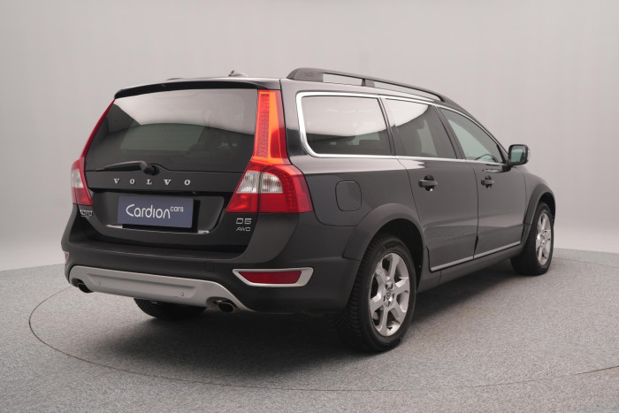 Volvo XC70 D5 AWD SUMMUM AUT CZ 2.4 d Summum