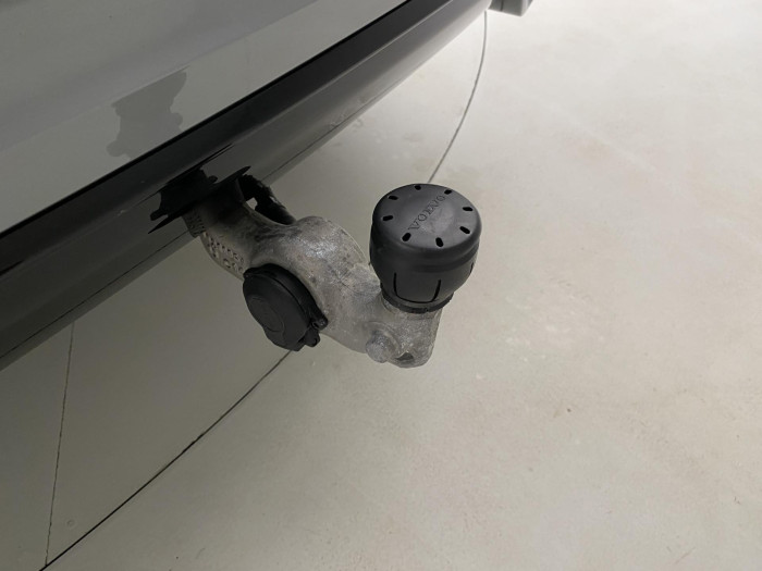 Volvo XC60 T6 AWD PLUG-IN DARK PLUS CZ