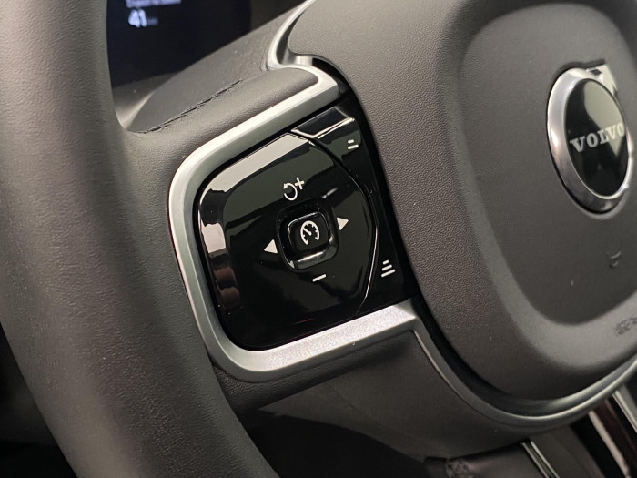 Volvo XC90 T8 AWD RECHARGE DARK ULTRA