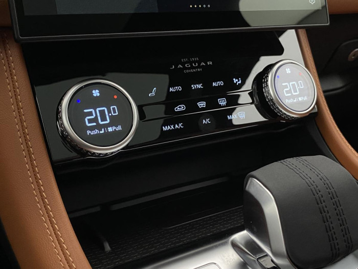 Jaguar F-Pace D300 R-DYNAMIC HSE AWD AUT 3.0 d Dynamic