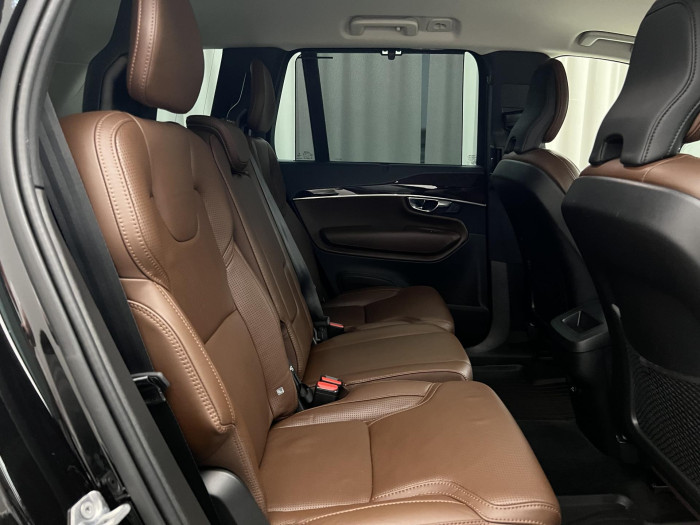 Volvo XC90 D5 AWD INSCRIPTION AUT CZ 2.0 d