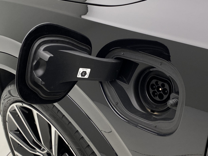 Volvo XC90 T8 AWD RECHARGE DARK ULTRA