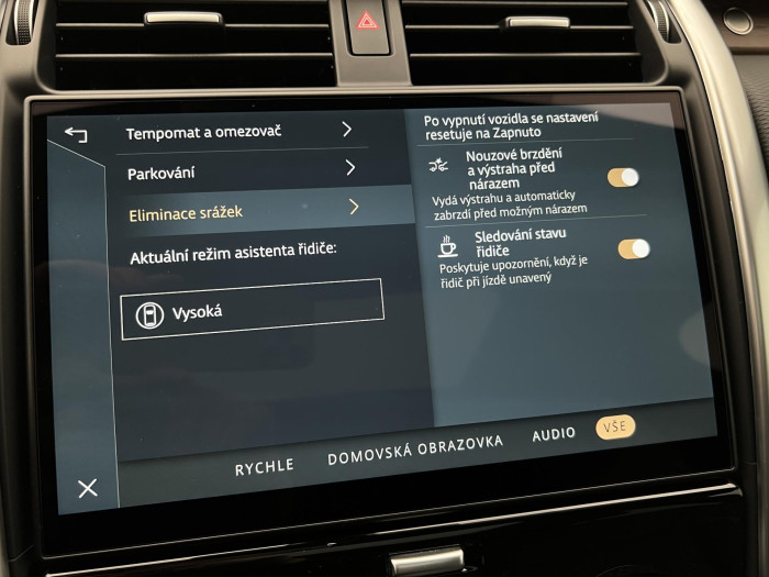 Land Rover Discovery D250 DYNAMIC HSE AWD AUT CZ 3.0 d Dynamic