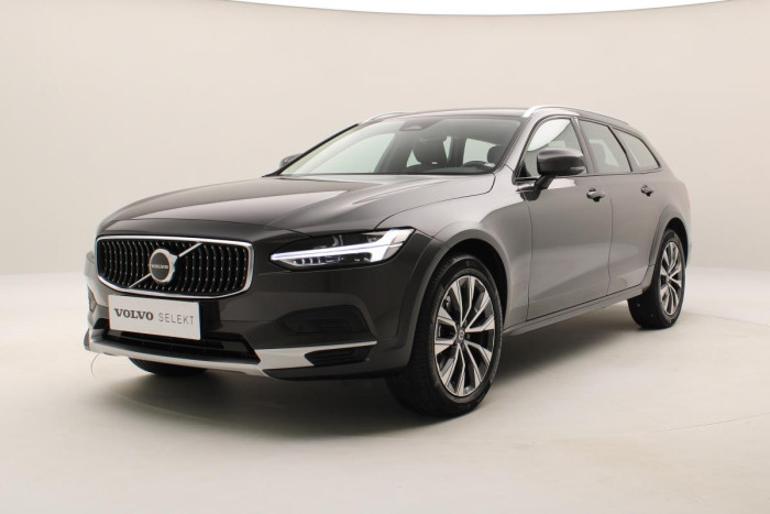 Volvo V90 CC B4 AWD PLUS AUT CZ 1.maj