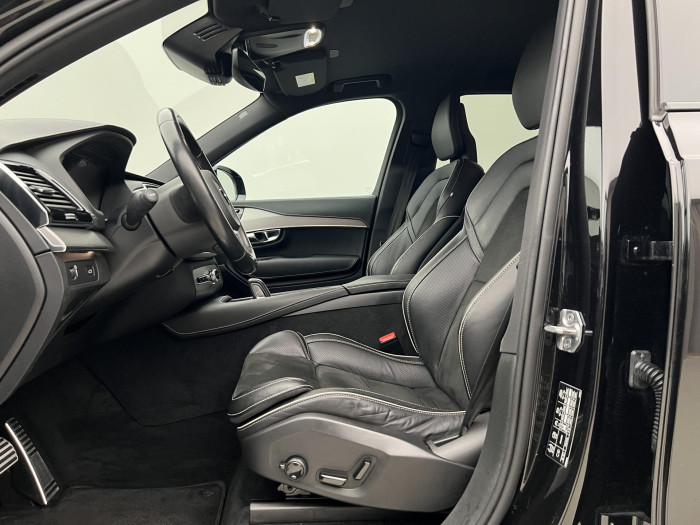 Volvo XC90 B5 AWD R-DESIGN AUT CZ