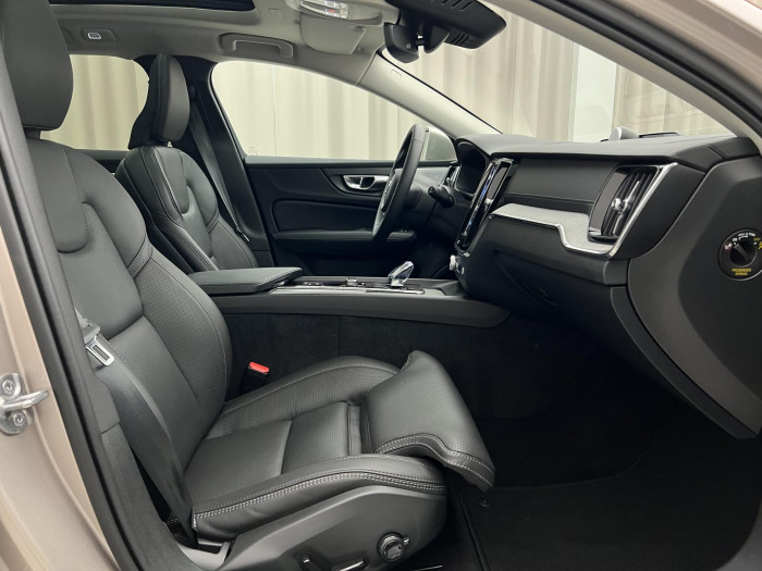 Volvo V60 CC B5 AWD ULTIMATE BRIGHT AUT 2.0 CC CC