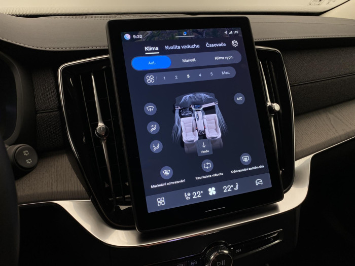 Volvo XC90 T8 AWD RECHARGE DARK PLUS 7m