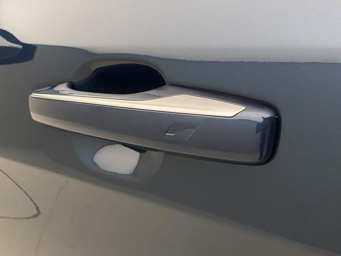 Lynk & Co 01 PHEV DCT AUT REZERVACE