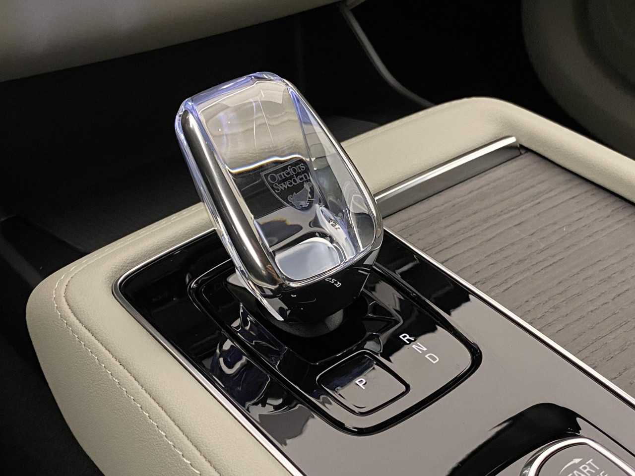 Volvo XC90 T8 AWD RECHARGE BRIGHT PLUS 7m