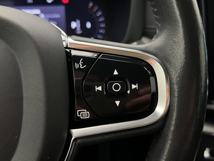 Volvo XC60 B4 INSCRIPTION AUT