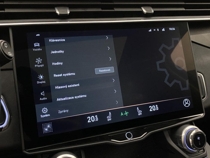 Lynk & Co 01 PHEV DCT AUT REZERVACE